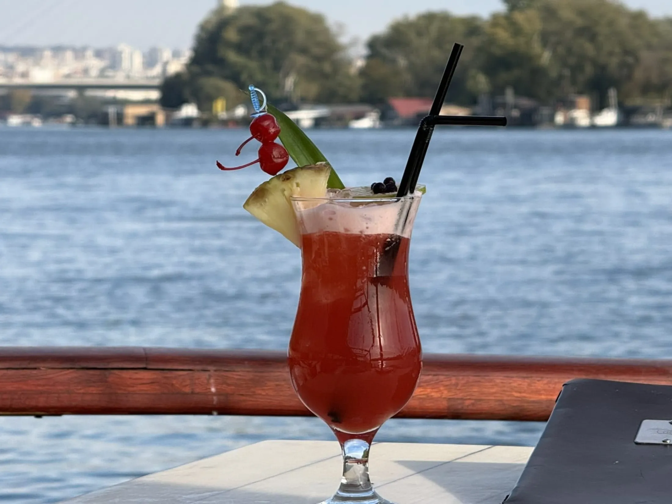 Cruise cocktail